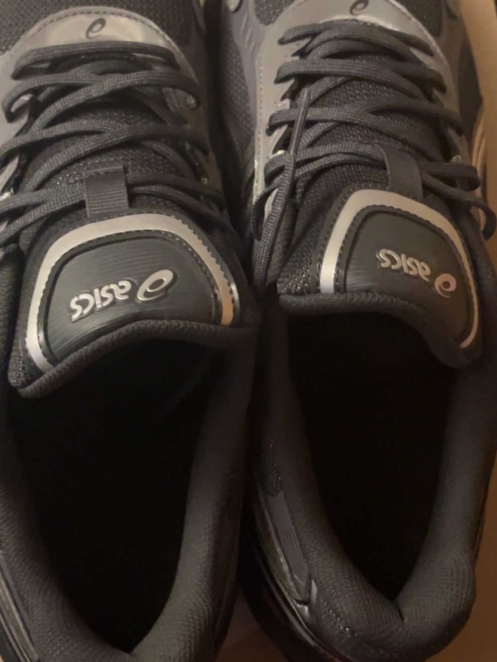 ASICS Men’s Black and Silver Athletic Sneakers